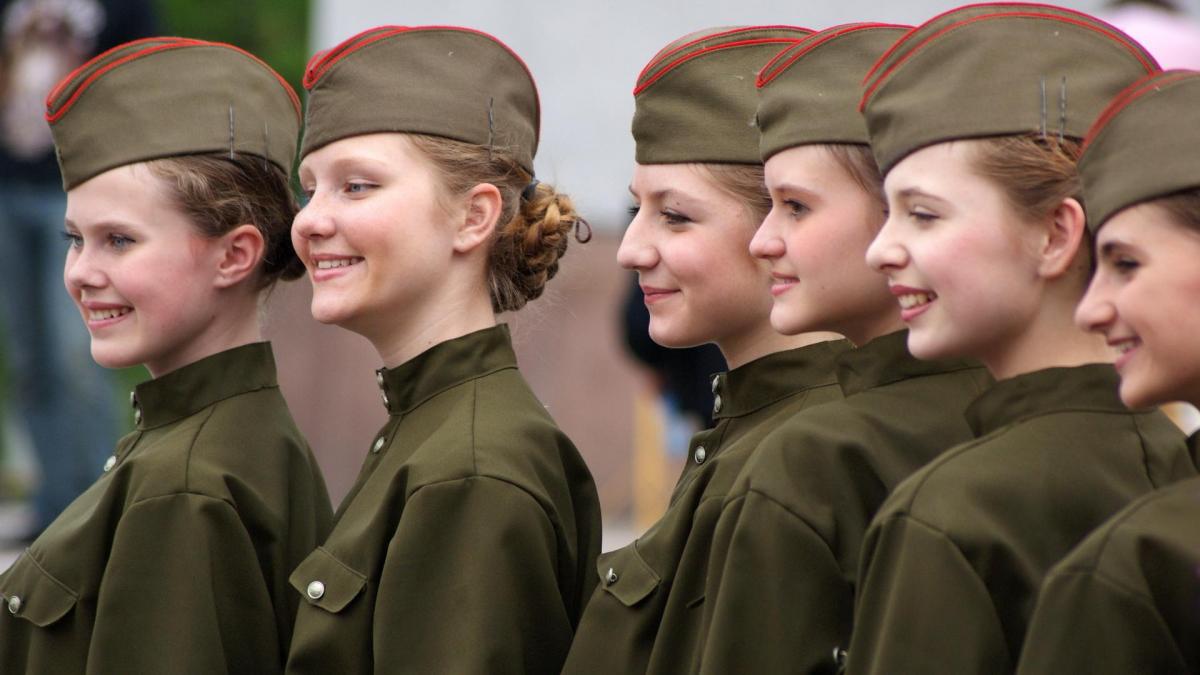 این کشورها، زیباترین زنان ارتشی را دارند