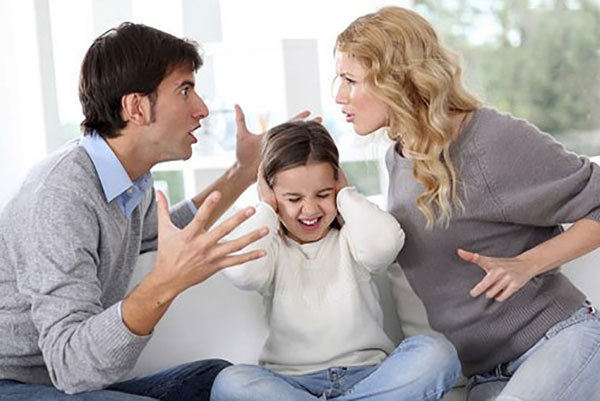 مشکلات روانی کودکان طلاق
