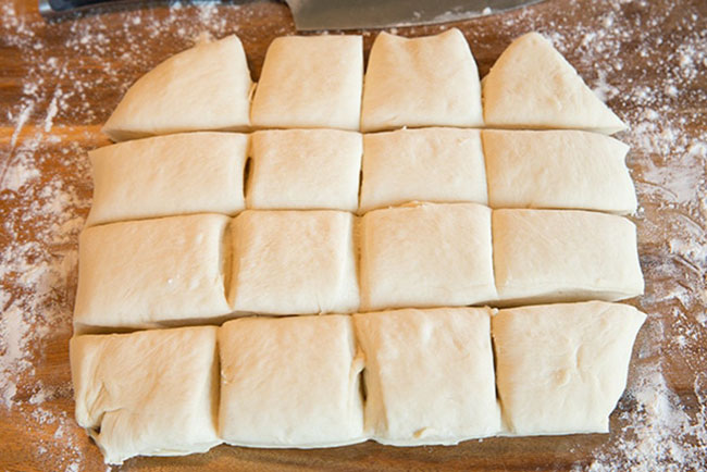 طرز تهیه نان لقمه ای با بافتی عالی