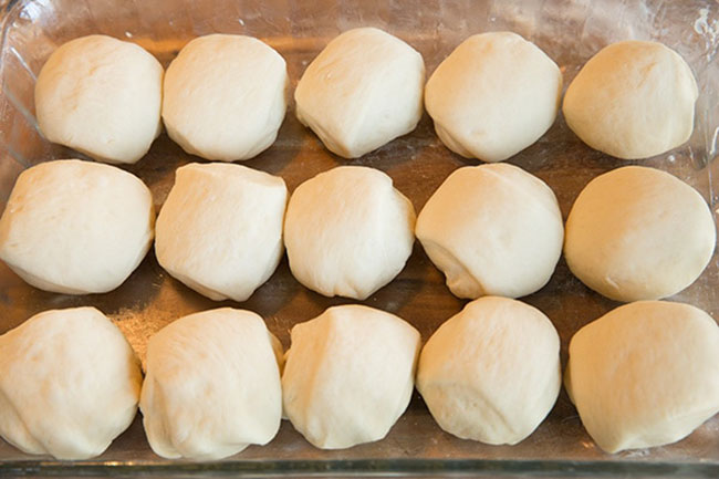 طرز تهیه نان لقمه ای با بافتی عالی