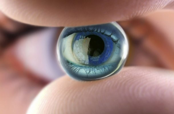 پروتز چشم چیست؟ عمل پروتز چشم چگونه انجام می شود؟