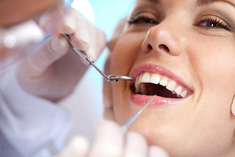 سلامتی دندان :۱۰ چیز که دندان هایتان درباره سلامتی شما می‌گویند