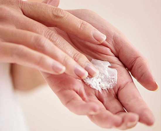 درمان پیری پوست دست