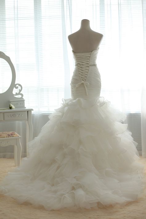 بهترین مدل های لباس عروس برای افراد قد بلند