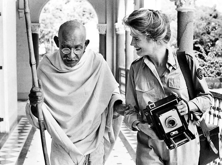 بیوگرافی مهاتما گاندی ،رهبر سیاسی و معنوی هندی ها
