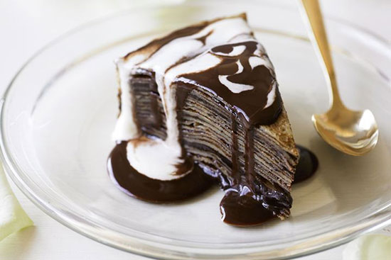 دستور پخت کیک کرپ شکلاتی خوشمزه