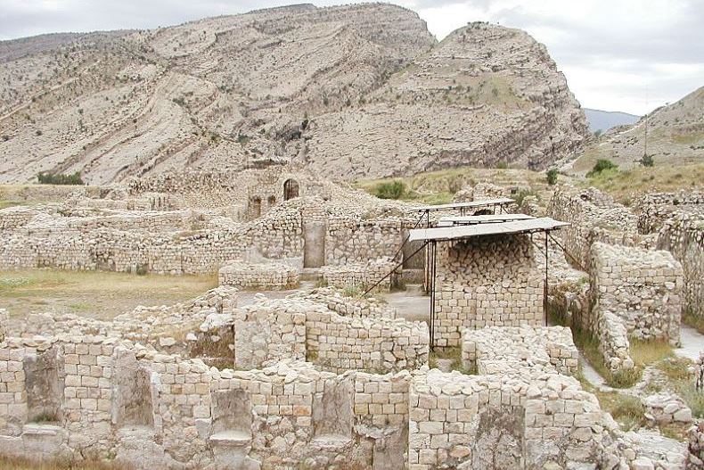 شهر باستانی بیشاپور ؛مامن معبد آناهیتا