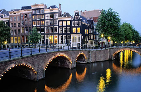 مکان های دیدنی و تفریحی شهر آمستردام