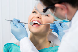 چطور یک کلینیک دندانپزشکی راه بیندازیم؟