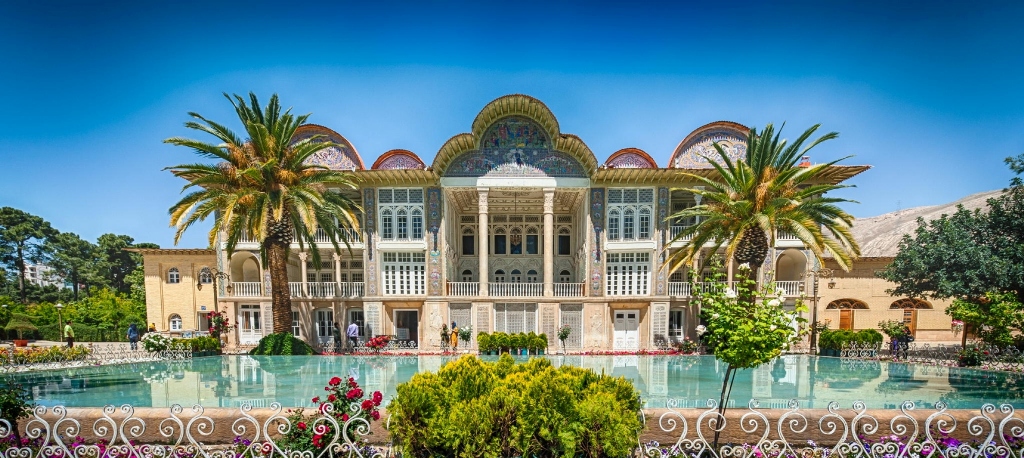 باغ ارم ؛ زیبایی چهار فصل شیراز + عکس