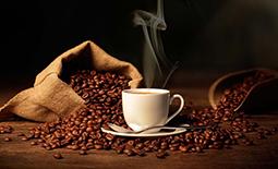 طرز تهیه 3 اسکراب صورت خانگی با استفاده از قهوه