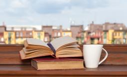 رمان عاشقانه هایی که همه باید بخوانند