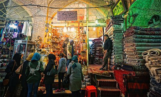 از کباب‌ تا‌ کوفته‌ تبریزی‌ و‌ دیزی‌ خوری‌ در تهران
