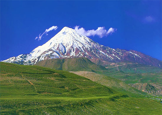 کوه های آتشفشانی ایران، آتشی زیر خاکستر