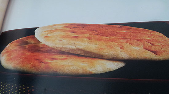 نان الجزایری با سس فلفل