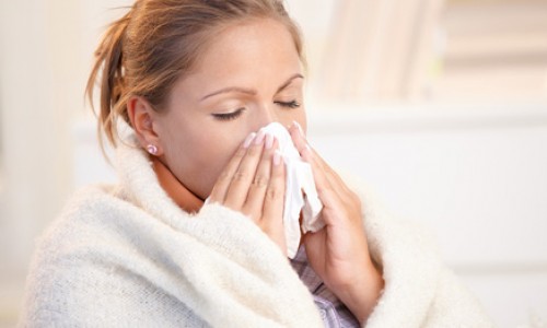 راههای کاهش آبریزش بینی در فصل سرما
