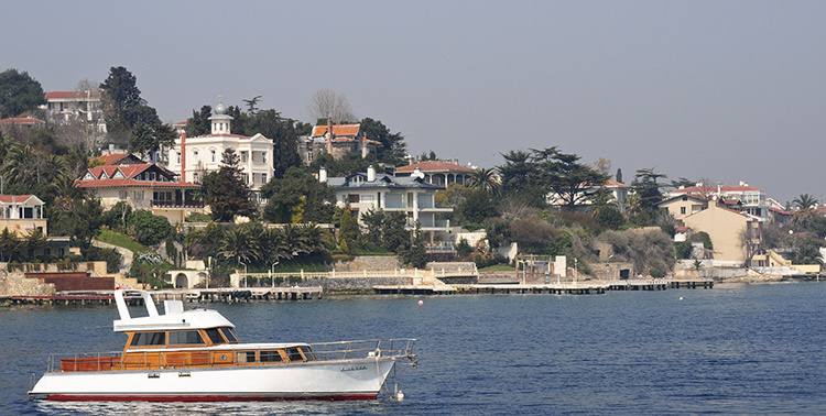 سفر به بیوک آدا ، معروفترین جزیره استانبول