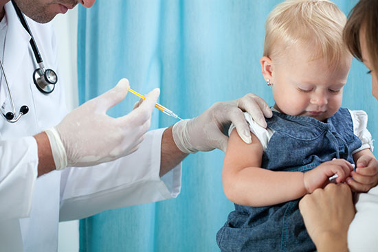 نکاتی در مورد تب بعد از واکسن نوزاد 