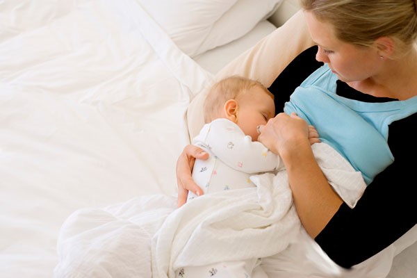 درمان شقاق پستان در دوران شیردهی