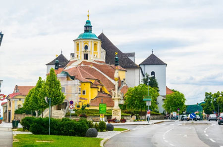 جاذبه های دیدنی دهکده هال اشتات در اتریش