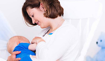 علت کم شدن شیر مادر چیست؟