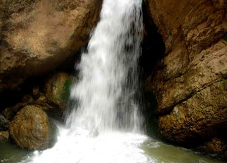 جاذبه های دیدنی آبشار ساواشی