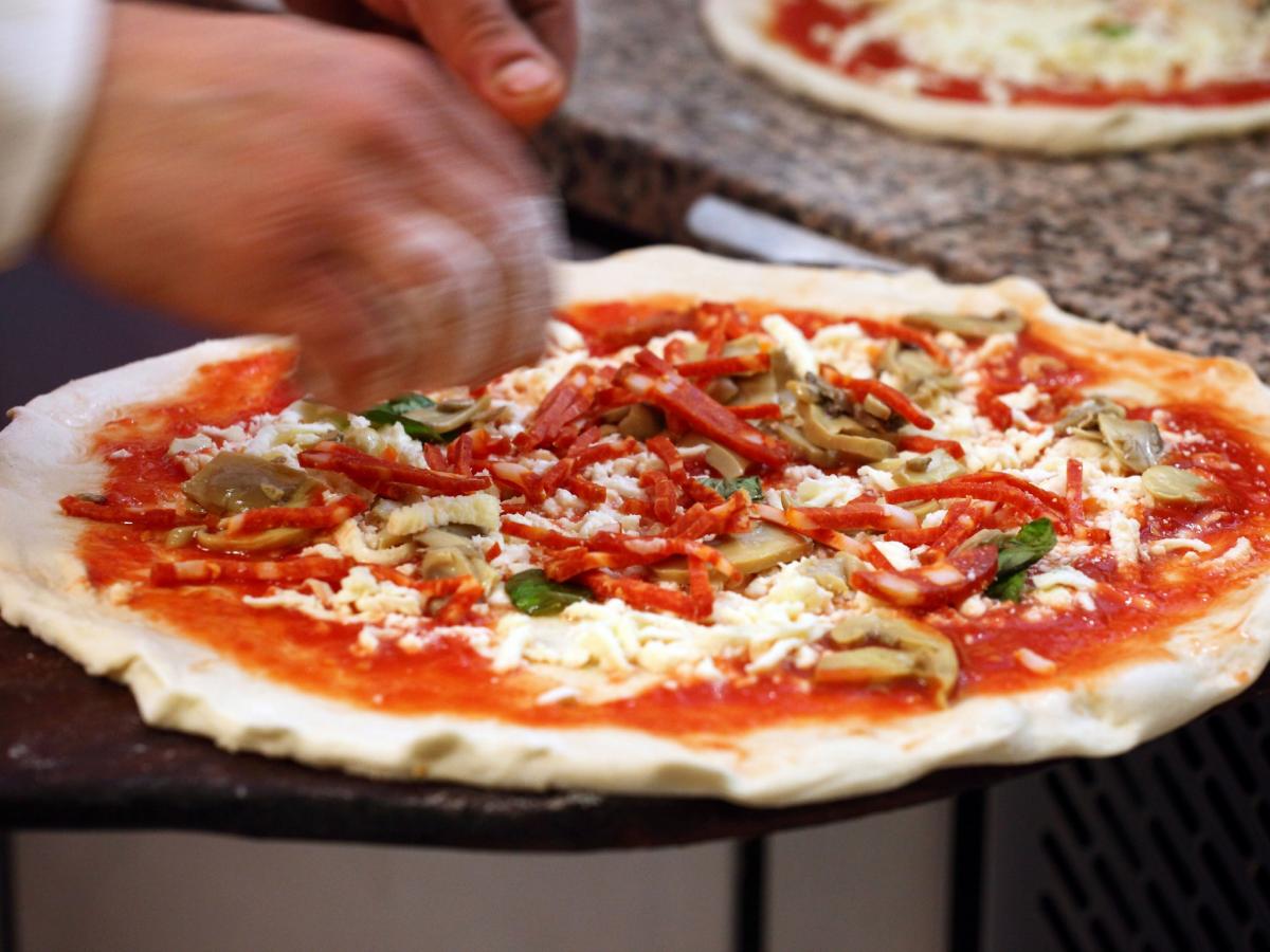 5 تفاوت عمده بین پیتزا آمریکایی و ایتالیایی
