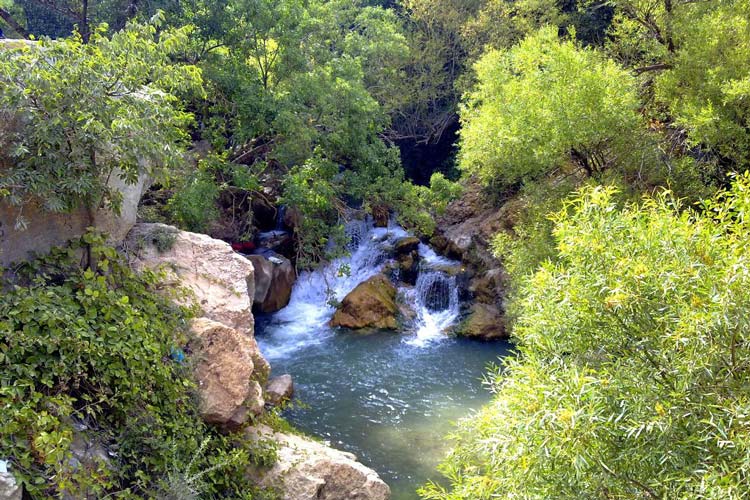 آبشار مارگون یکی از معروفترین آبشارهای ایران