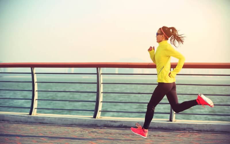 آیا دویدن های کوتاه مدت می‌تواند برای بدن مفید باشد؟