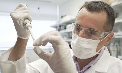 دانشمندان یک گام به توسعه آزمایش خون برای تشخیص بیماری آلزایمر نزدیک شدند