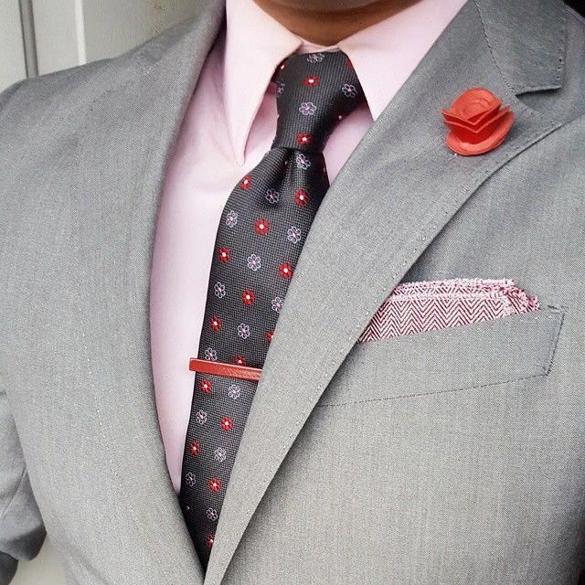 راهنمای کامل انتخاب انواع کراوات برای هر فرد و هر لباس