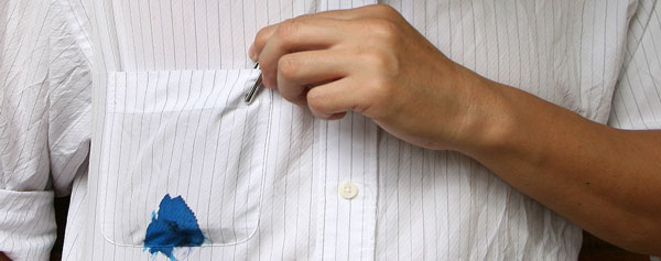 روش پاک کردن لکه جوهر از روی لباس