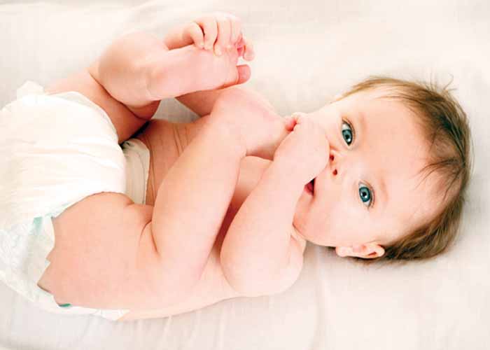 رفلاکس معده نوزاد و درمان های خانگی برای آن