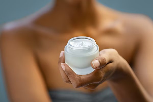 درمان پوست هیدراته برای آشکار شدن پوستی بی عیب و نقص