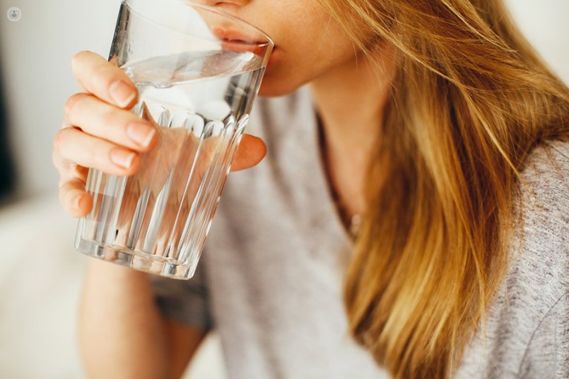 پیشگیری از سنگ کلیه : چه مقدار آب باید بنوشید؟