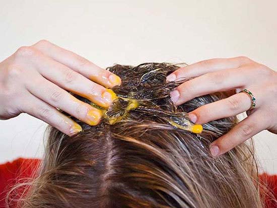 تقویت مو با زرده تخم مرغ