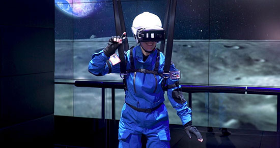 فناوری واقعیت مجازی سامسونگ کاربران را به کره ماه می‌برد!