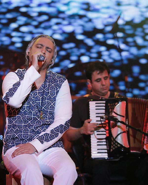 بیوگرافی مازیار فلاحی ،خواننده جوان موسیقی پاپ